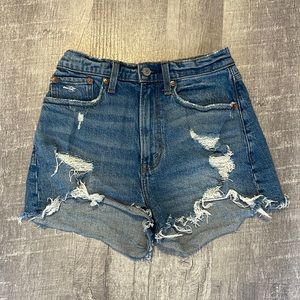 Abercrombie & fitch high rise mom short